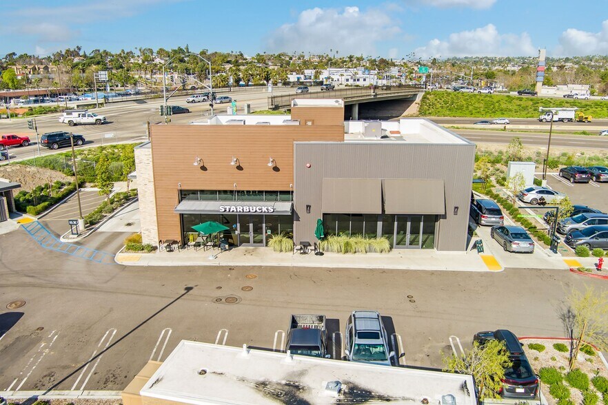 465 Hacienda Dr, Vista, CA à vendre - Photo du bâtiment - Image 1 de 1