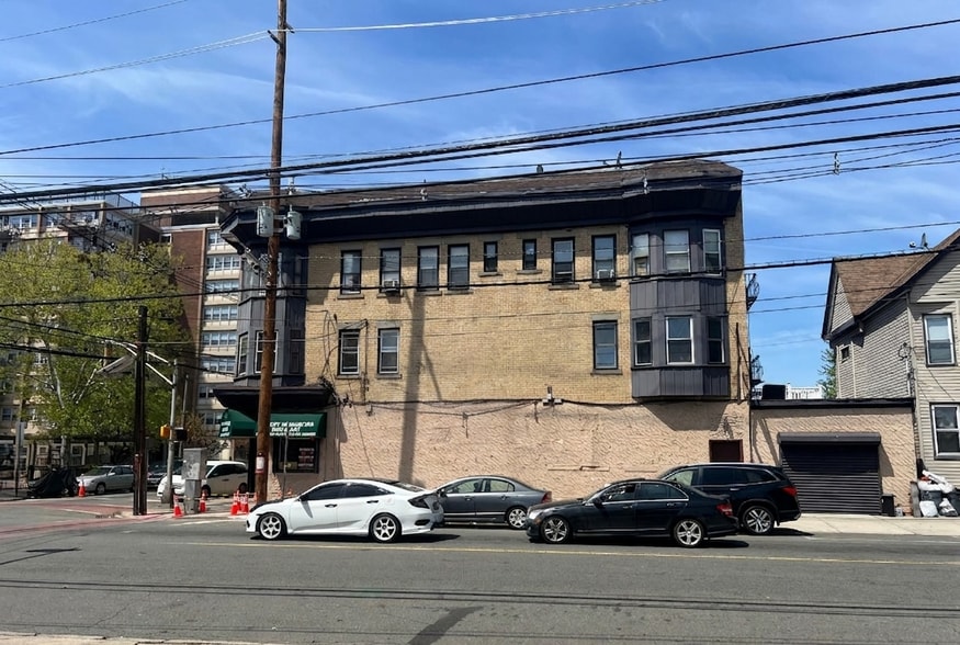 55 E 21st St, Bayonne, NJ for sale - Building Photo - Image 3 of 25