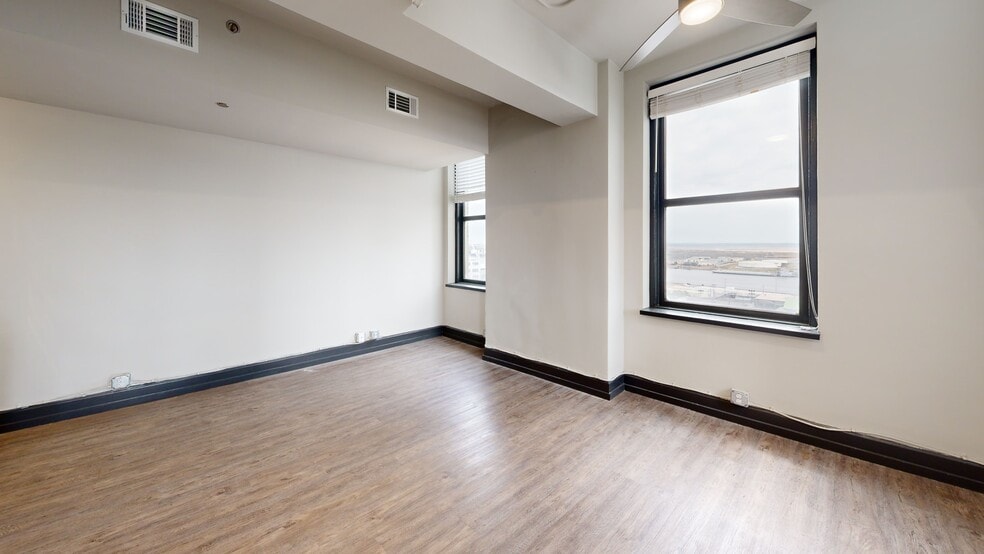 106 Saint Francis St, Mobile, AL for sale - Matterport 3D Scan - Image 3 of 3