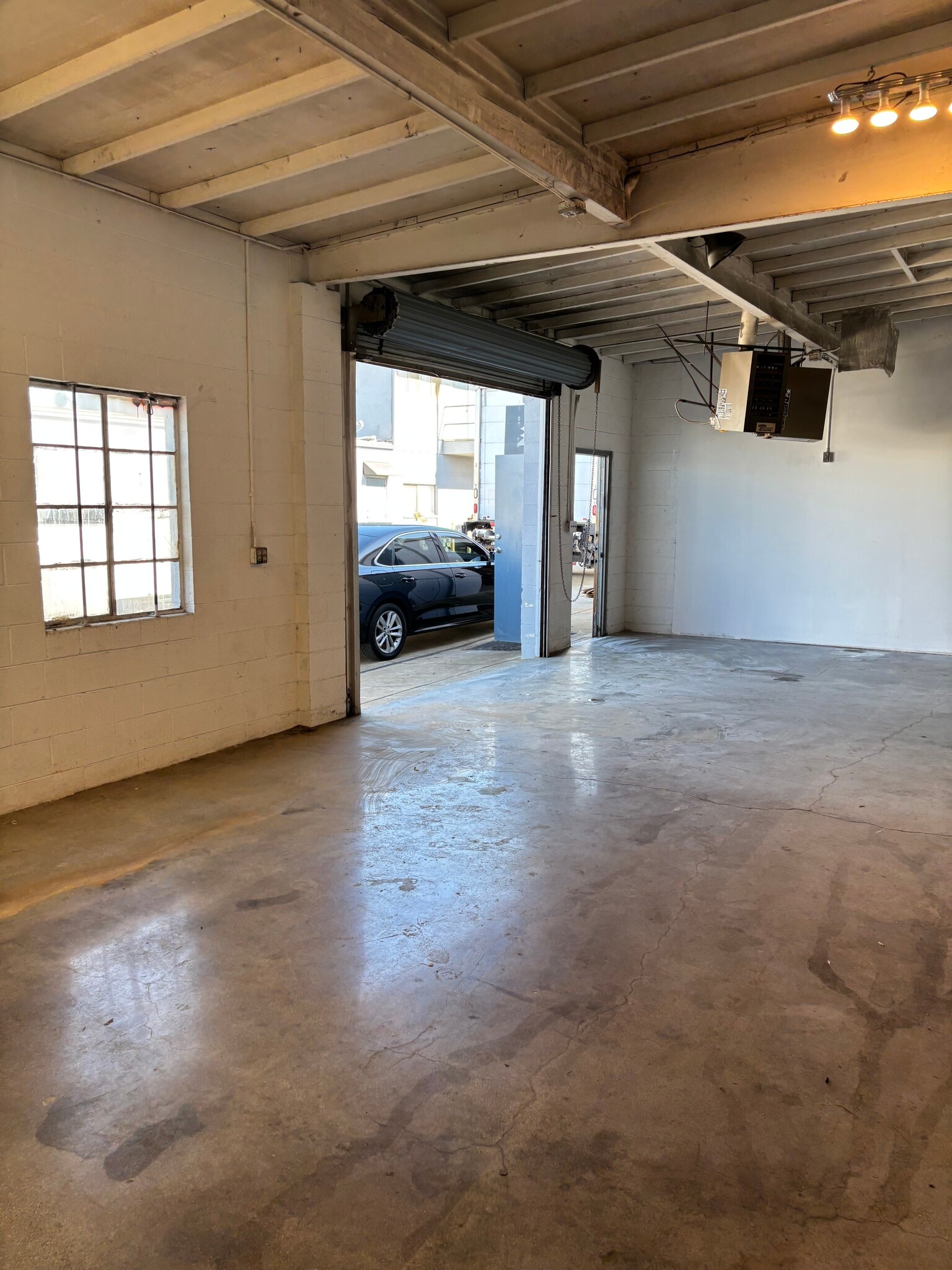 1775-1783 Callens Rd, Ventura, CA à louer Photo intérieure- Image 1 de 6