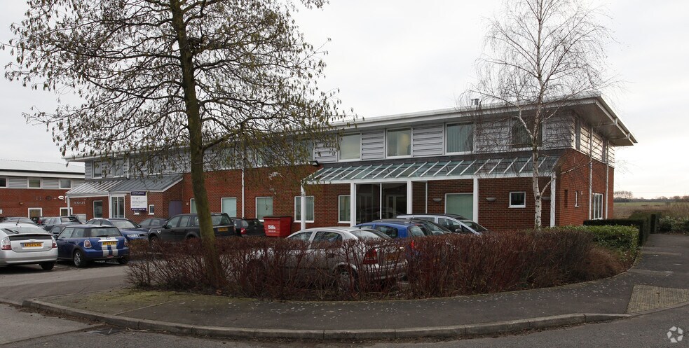 St Thomas Pl, Ely à louer - Photo du bâtiment - Image 2 de 2