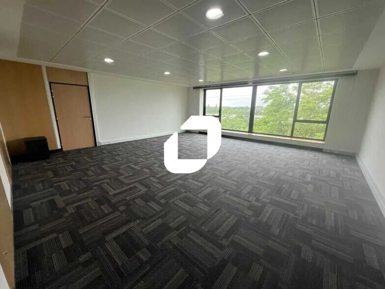 Office in Évry-Courcouronnes for sale - Interior Photo - Image 2 of 7