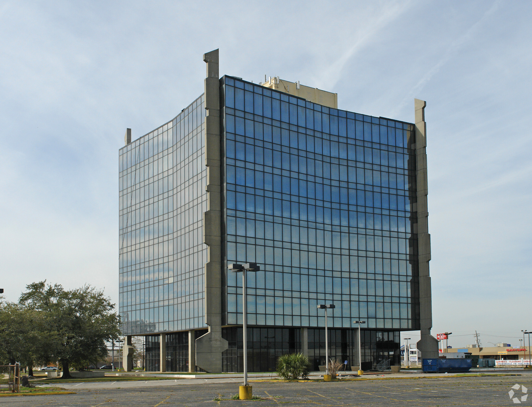 10001 Lake Forest Blvd, New Orleans, LA à vendre Photo principale- Image 1 de 1