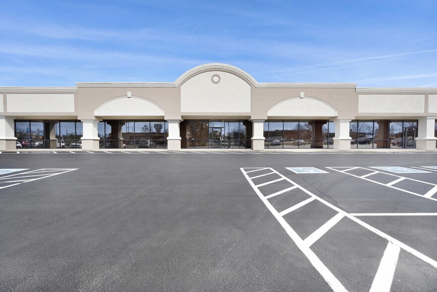 640-641 Broadmor St, Murfreesboro, TN à louer - Photo du bâtiment - Image 2 de 9