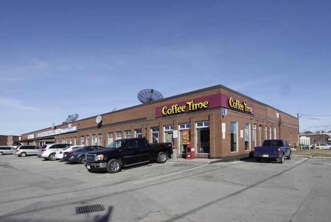More details for 122 Millwick Dr, Toronto, ON - Industrial for Lease