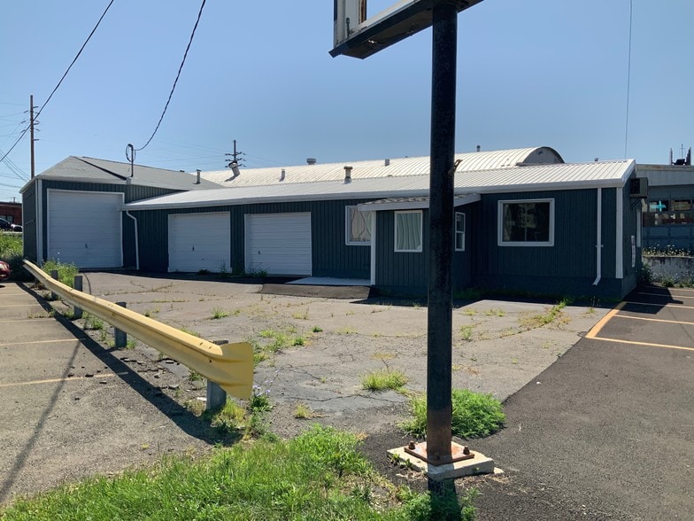317 Harrison Ave, Endicott, NY for lease - Building Photo - Image 2 of 31