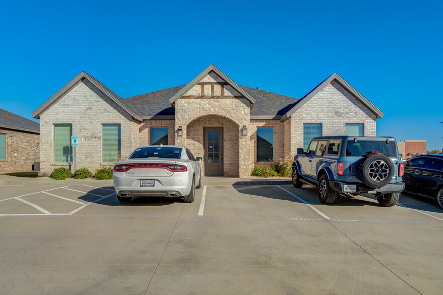 2523 86 St, Lubbock, TX à louer - Photo du bâtiment - Image 1 de 11