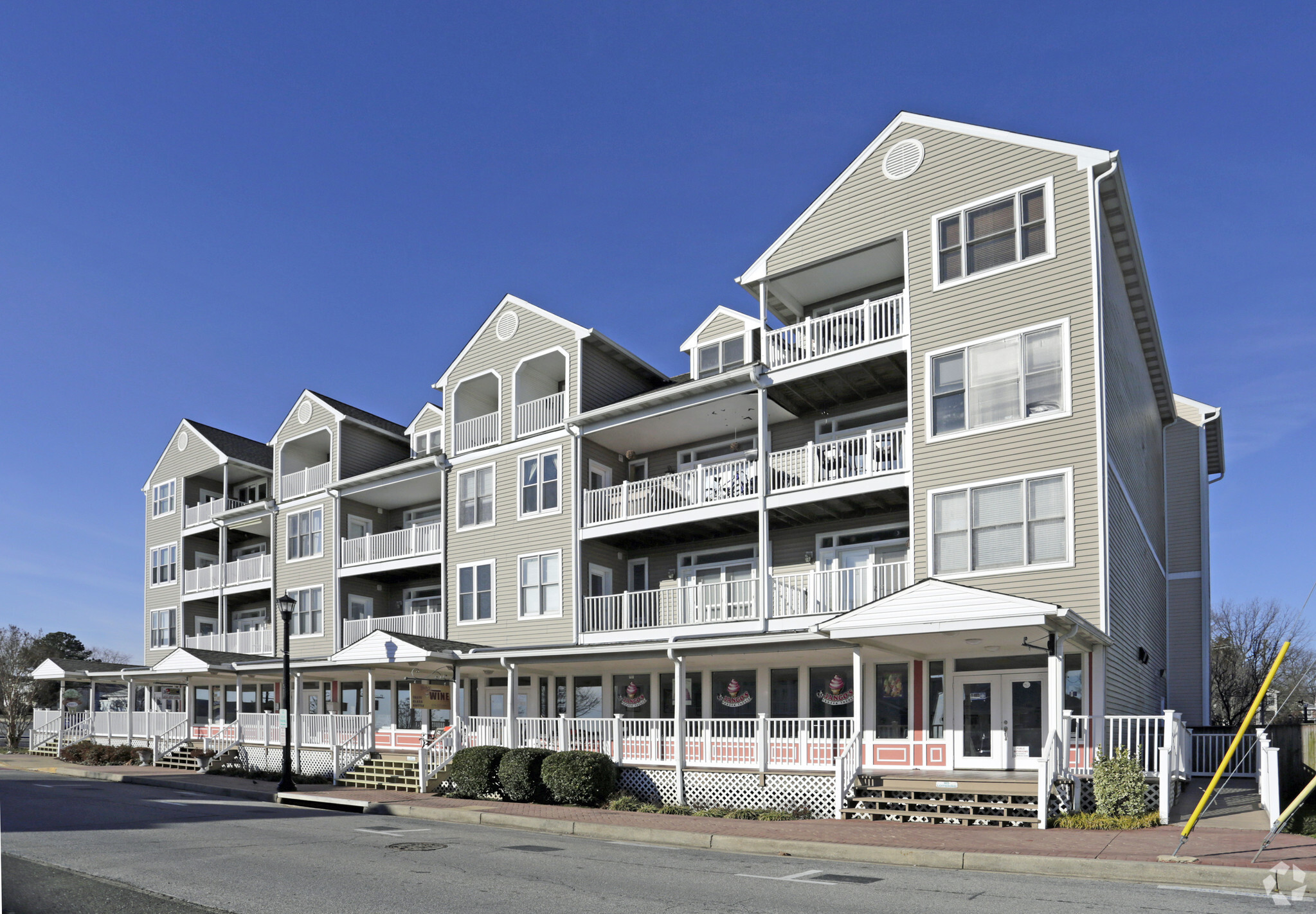 9100 Bay Ave, North Beach, MD à vendre Photo du bâtiment- Image 1 de 1