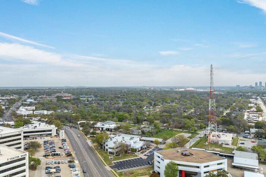 3801 Hulen St, Fort Worth, TX à louer - Aérien - Image 3 de 21