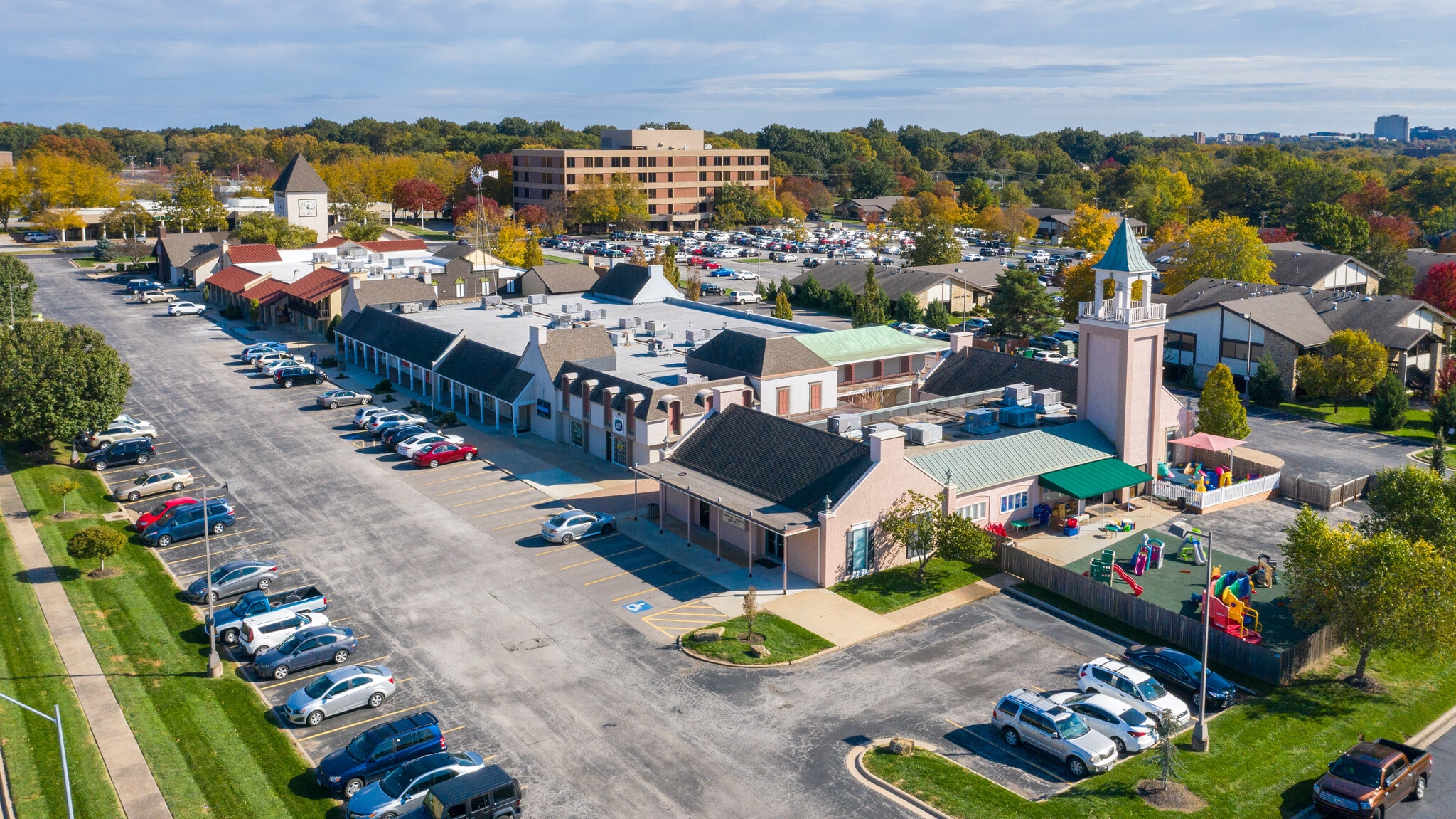 7299-7293 W 97th St, Overland Park, KS for lease Primary Photo- Image 1 of 4