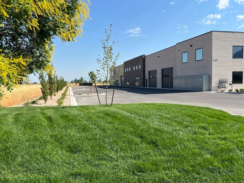 1548 American Way, Payson, UT à louer - Photo du bâtiment - Image 3 de 17