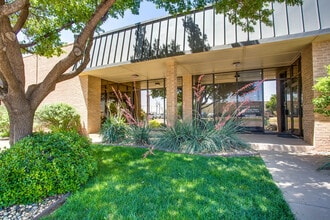 5760 40th St, Lubbock, TX for lease Building Photo- Image 2 of 16