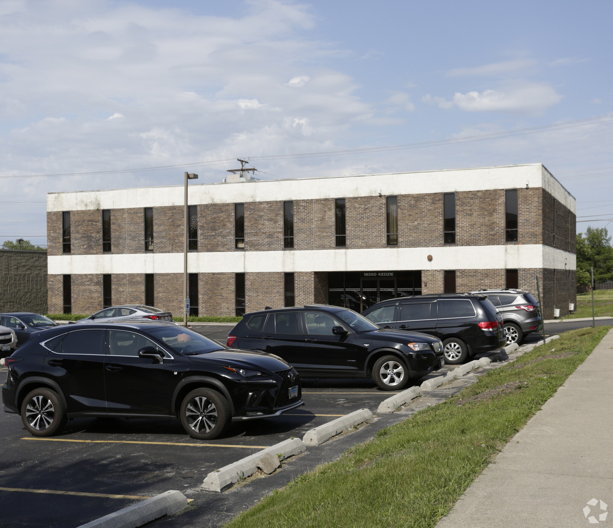 18350 Kedzie Ave, Homewood, IL for lease Primary Photo- Image 1 of 15