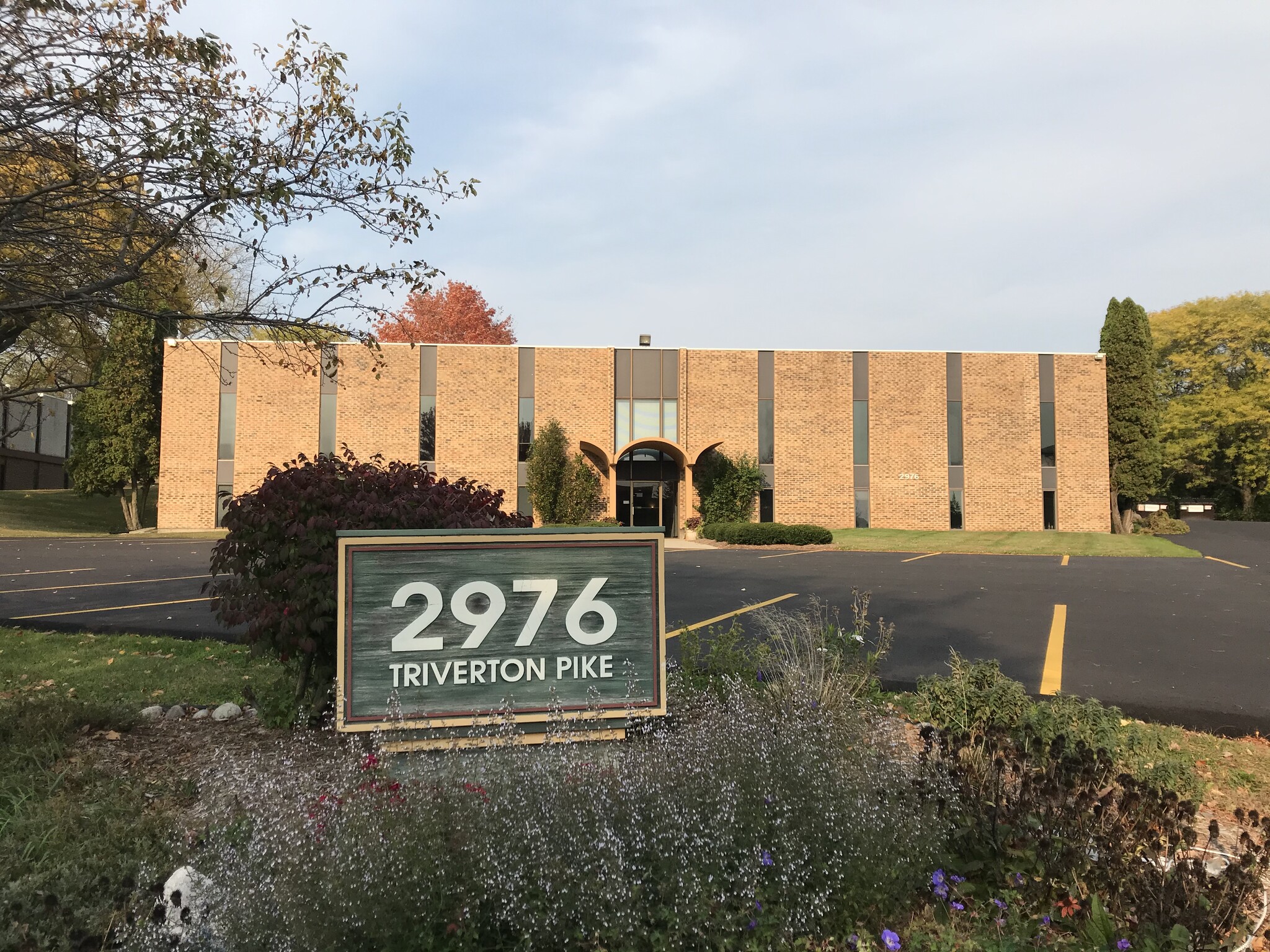 2976 Triverton Pike Dr, Madison, WI for lease Building Photo- Image 1 of 31