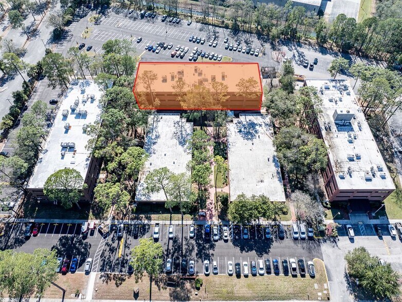 7948 Baymeadows Way, Jacksonville, FL à vendre - Photo du bâtiment - Image 3 de 16