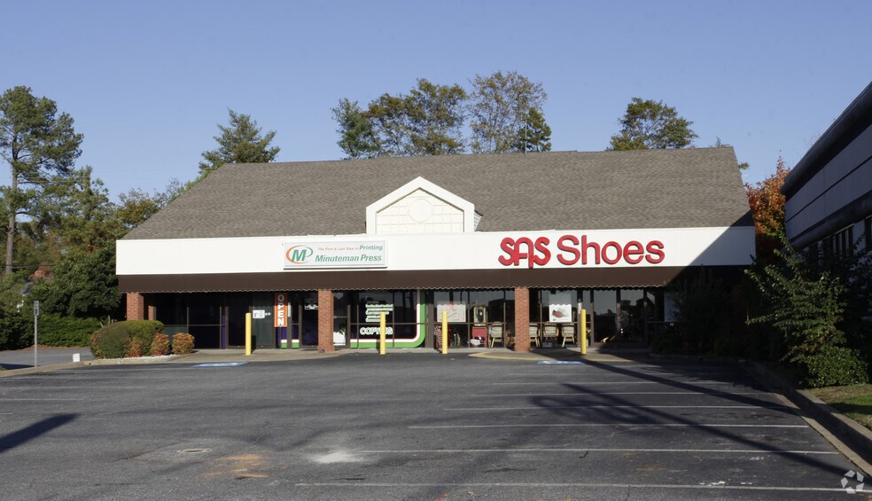 3308 N Main St, Anderson, SC for lease - Building Photo - Image 2 of 17