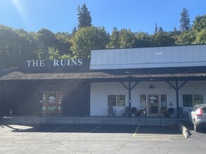 13 Railroad St, Hood River, OR for lease Building Photo- Image 1 of 9