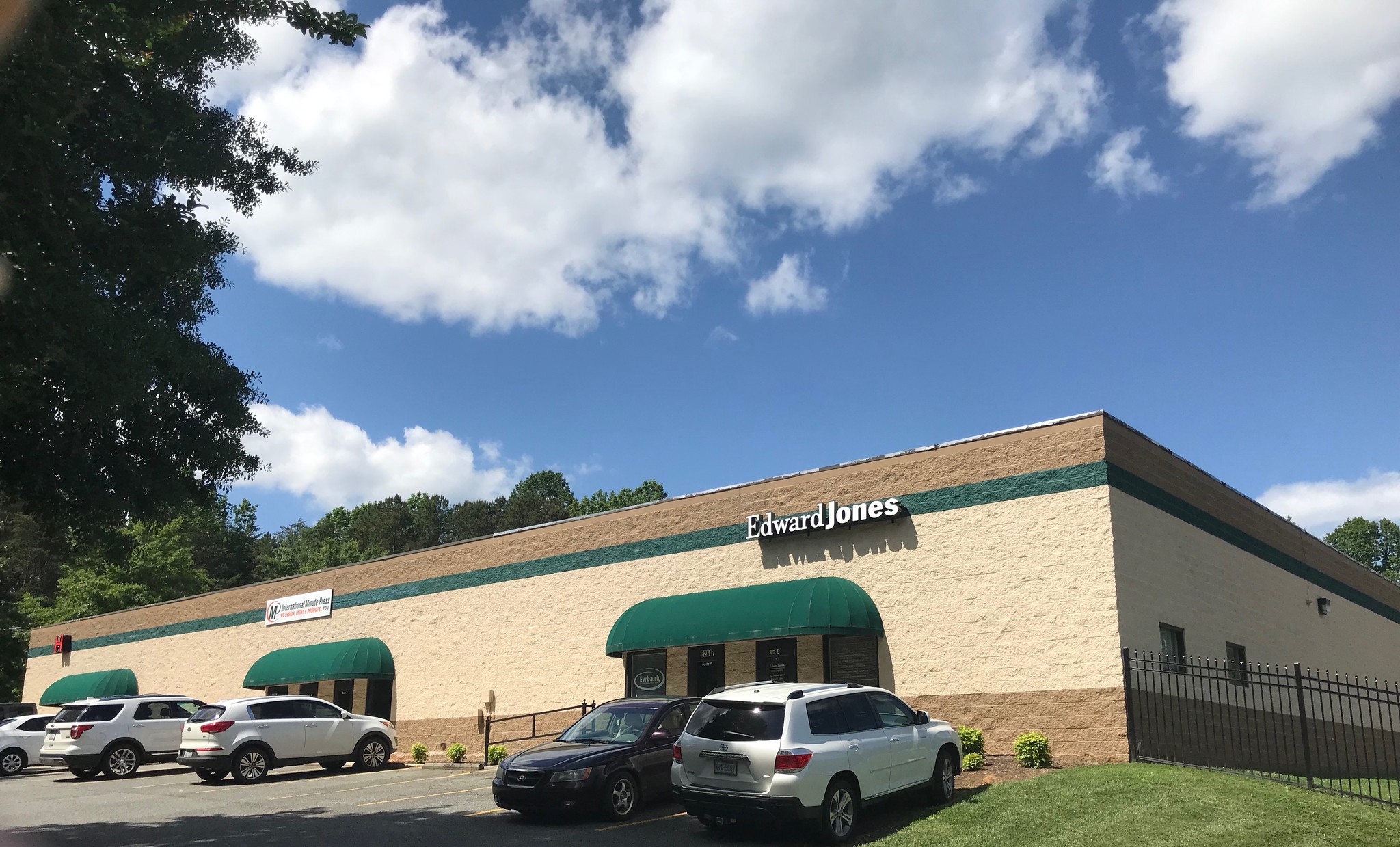 8261 Highway 73 Hwy, Denver, NC for lease Primary Photo- Image 1 of 3