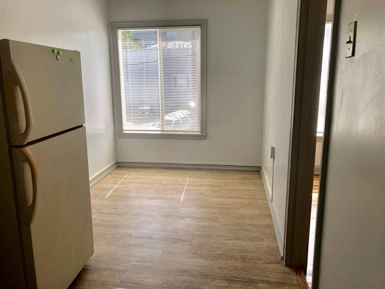 2240-2242 Macarthur Blvd, Oakland, CA for sale - Building Photo - Image 2 of 11