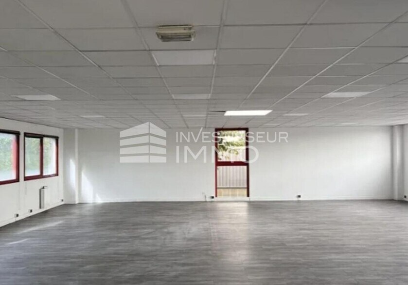 Flex dans Le Blanc Mesnil à louer - Photo intérieure - Image 2 de 4