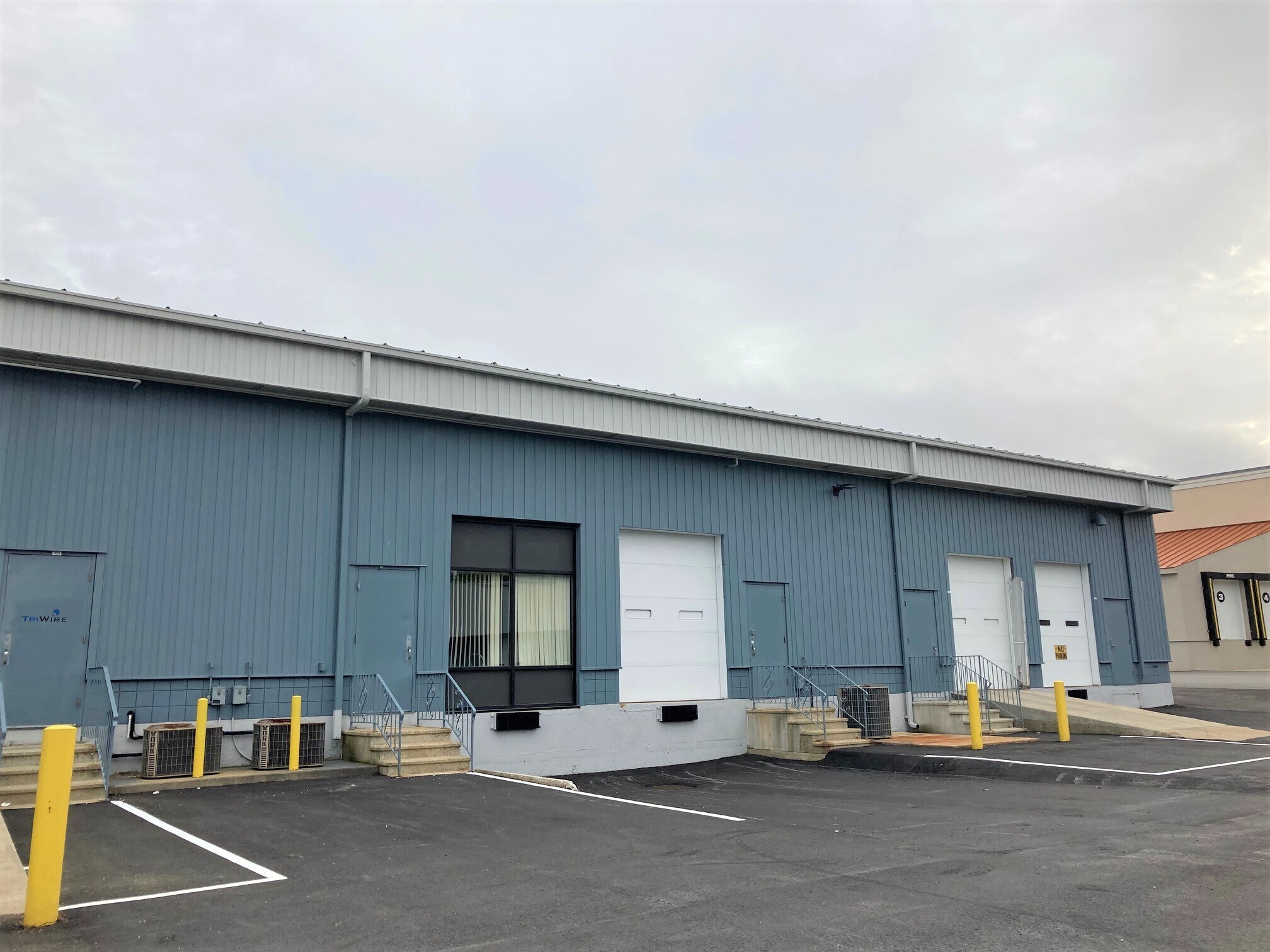 85 Faltin Dr, Manchester, NH for lease Building Photo- Image 1 of 7