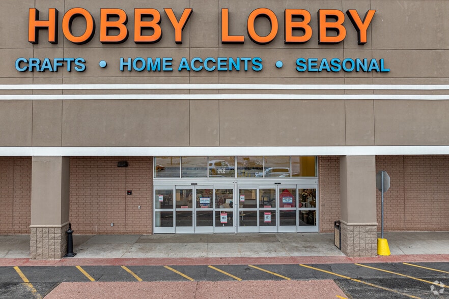 2400 Route 34, Oswego, IL for lease - Building Photo - Image 2 of 5