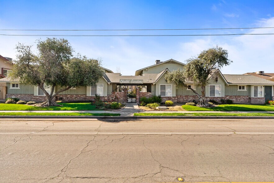 2017 Winery Ave, Fresno, CA à vendre - Photo du bâtiment - Image 2 de 11