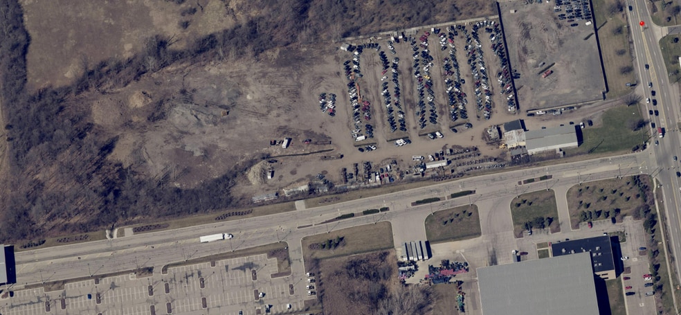 5760 Belleville Rd, Canton, MI for lease - Building Photo - Image 2 of 13
