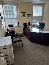 115 W Court St, Doylestown, PA à louer Photo intérieure- Image 2 de 4