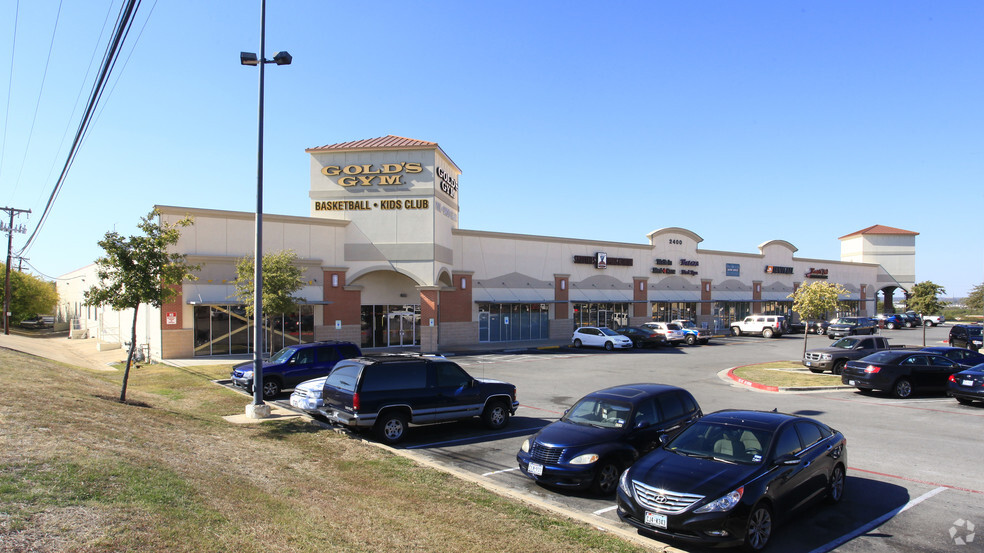 2400 S I-35 Hwy, Round Rock, TX for lease - Building Photo - Image 1 of 16