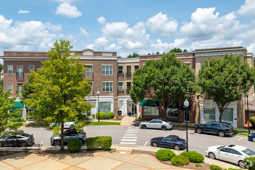 1001 Hayes Ln, Holly Springs, NC à louer - Photo du bâtiment - Image 2 de 61