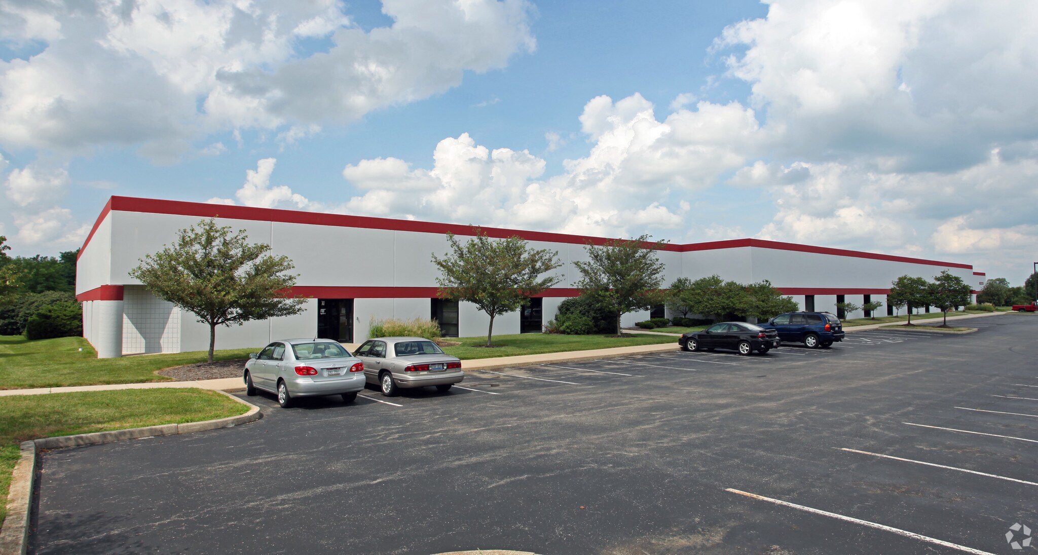 743-779 Crossroads Ct, Vandalia, OH for lease Primary Photo- Image 1 of 4