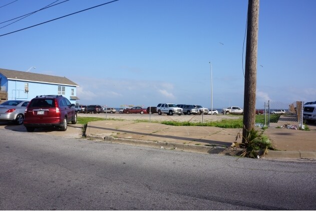 3128 Seawall Blvd, Galveston, TX for lease - Building Photo - Image 2 of 15