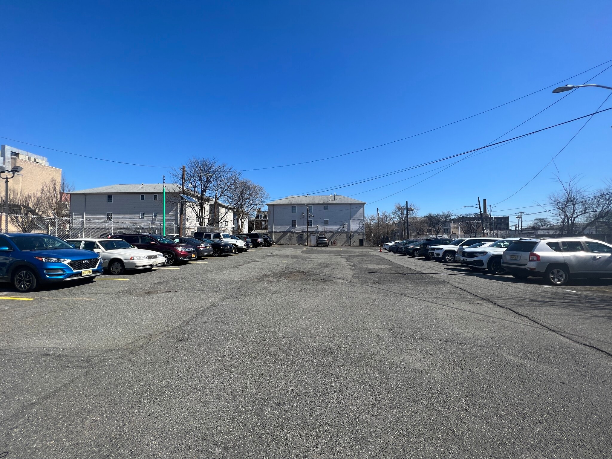 1042-1044 Broad St, Newark, NJ for lease Building Photo- Image 1 of 4