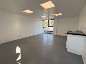 East Richardson St, High Wycombe for lease Interior Photo- Image 2 of 4