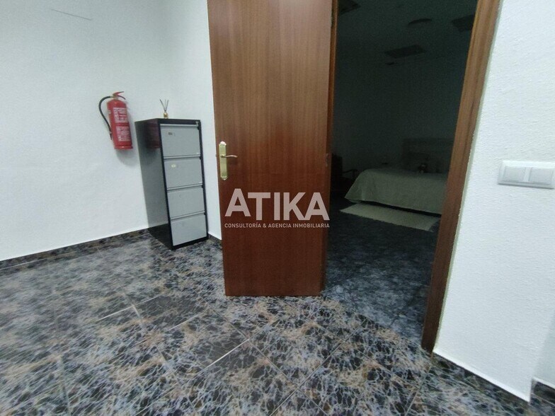 Retail in València, Valencia for sale - Building Photo - Image 2 of 6