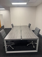 820 Davis St, Evanston, IL à louer Photo intérieure- Image 2 de 5