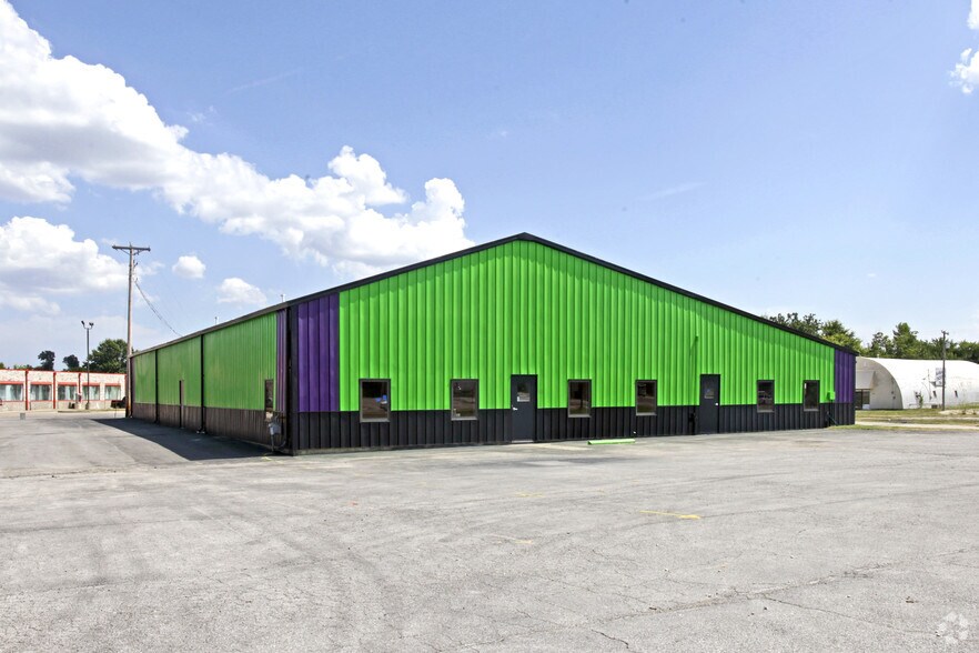 108 N Lincoln Dr, Troy, MO for sale - Building Photo - Image 3 of 3