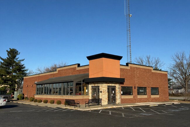 Plus de détails pour 5100 E Morgan Ave, Evansville, IN - Commerce de détail à louer