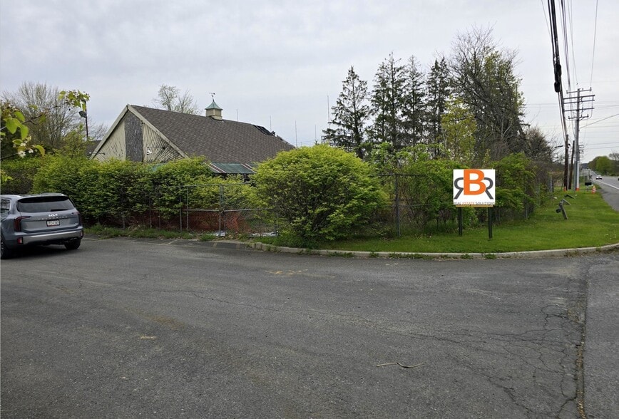 6595 US 9, Rhinebeck, NY for sale - Building Photo - Image 2 of 3