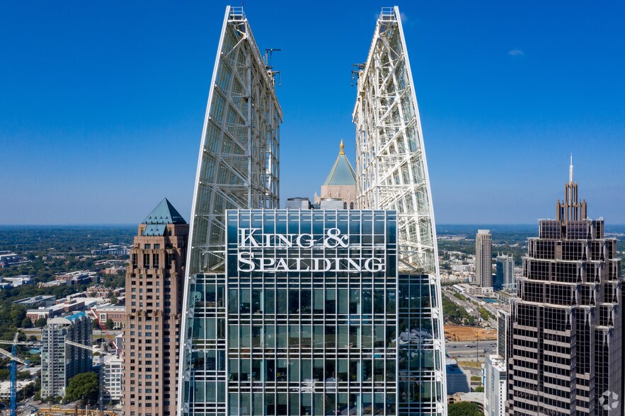 1180 Peachtree St NE, Atlanta, GA à louer - Photo du bâtiment - Image 2 de 15