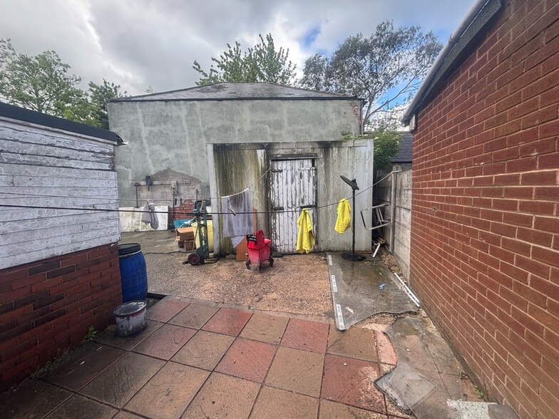 232 Birmingham Rd, Birmingham à louer - Photo du bâtiment - Image 2 de 2
