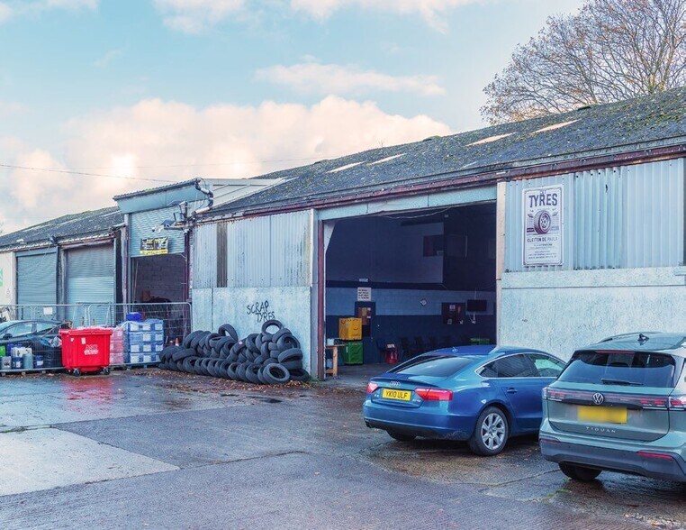 South Marston, South Marston à vendre - Photo principale - Image 1 de 4