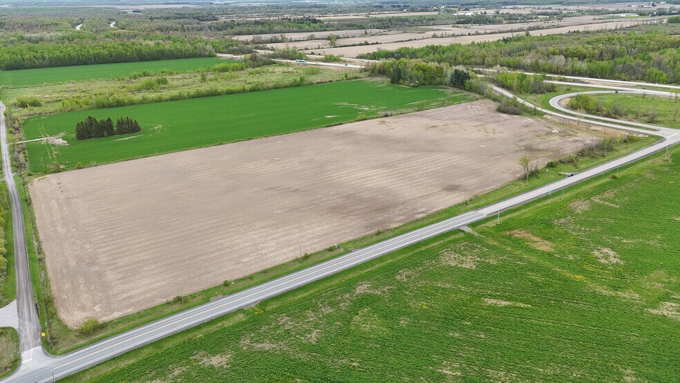 7035 County Rd 23A, Dunvegan, ON à vendre - Photo du bâtiment - Image 3 de 6