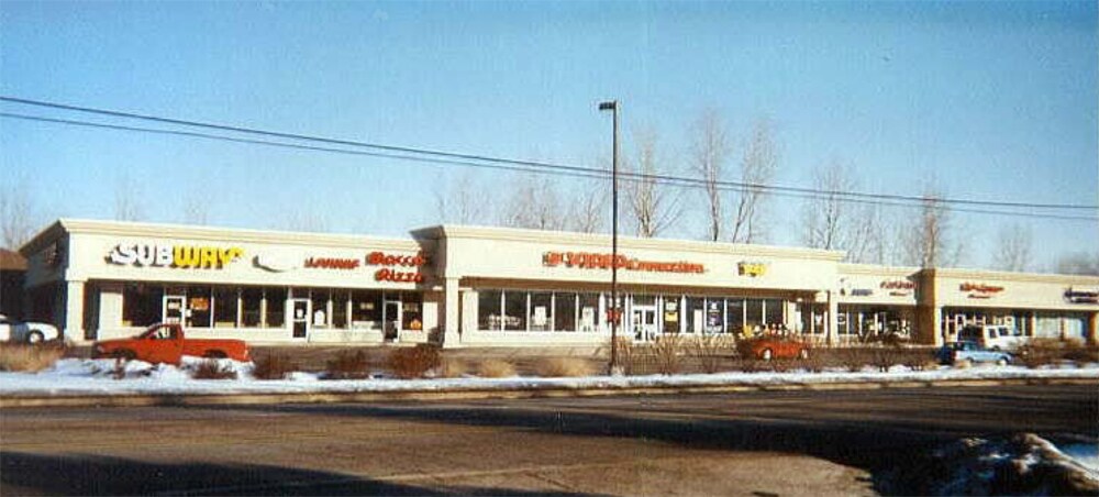 7400 Lewis Ave, Temperance, MI à louer Photo du bâtiment- Image 1 de 2