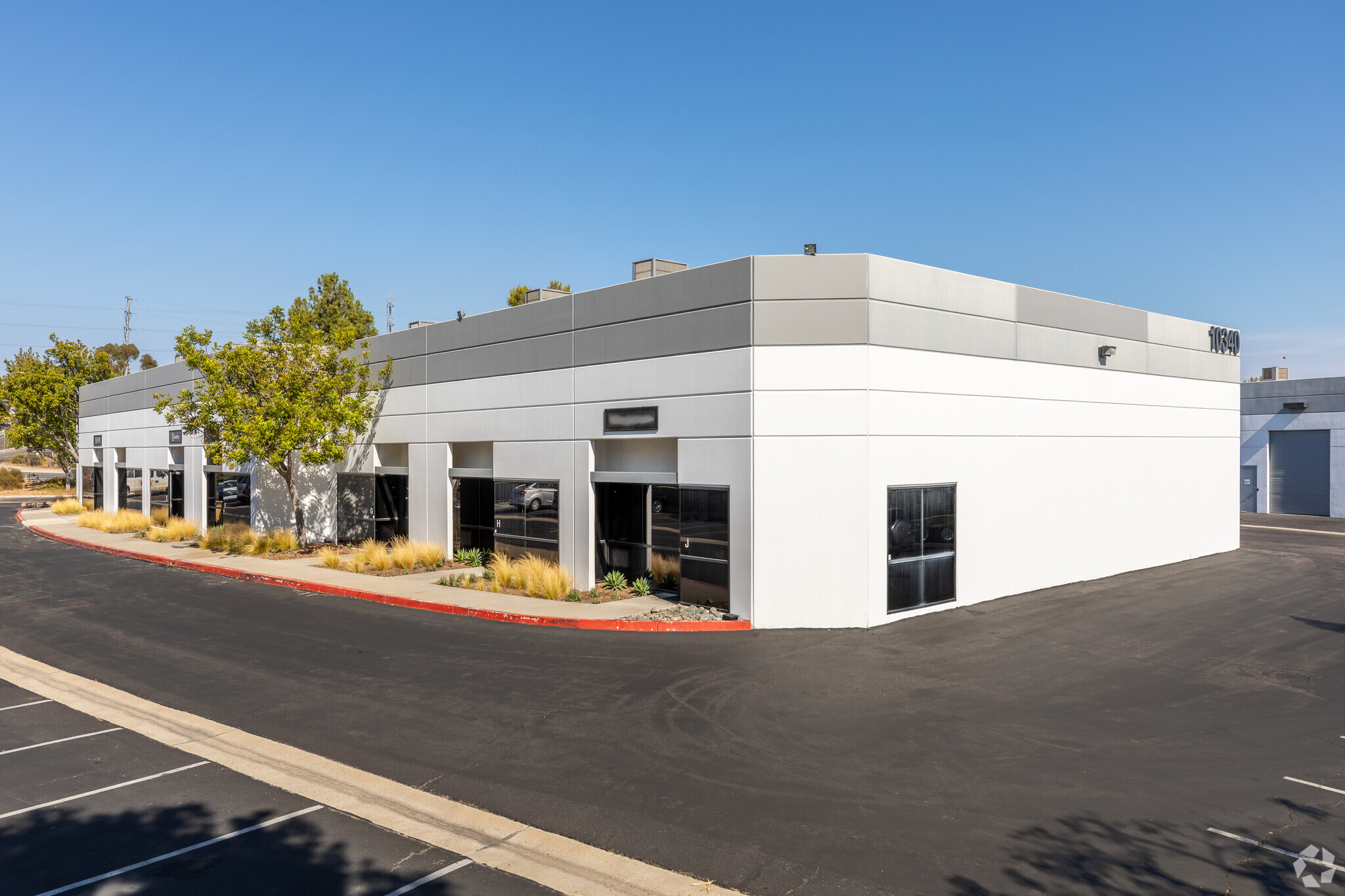 10340 Camino Santa Fe, San Diego, CA for lease Building Photo- Image 1 of 6