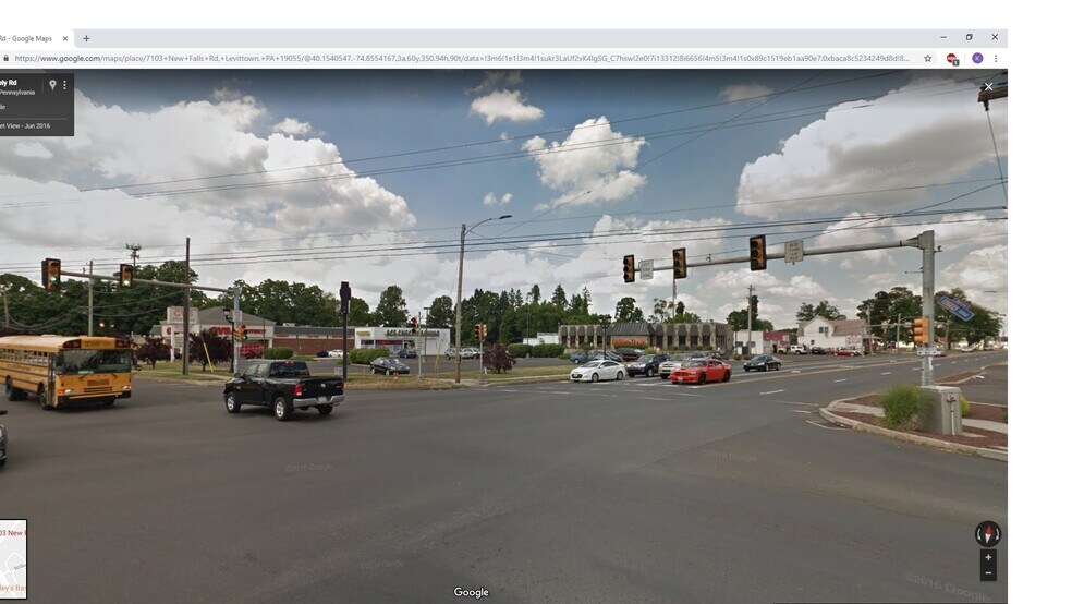 7103 New Falls Rd, Levittown, PA à vendre - Photo du bâtiment - Image 2 de 3