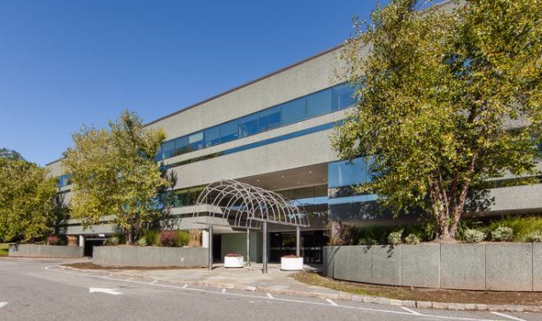 10 New King St, White Plains, NY à louer - Photo du bâtiment - Image 2 de 5