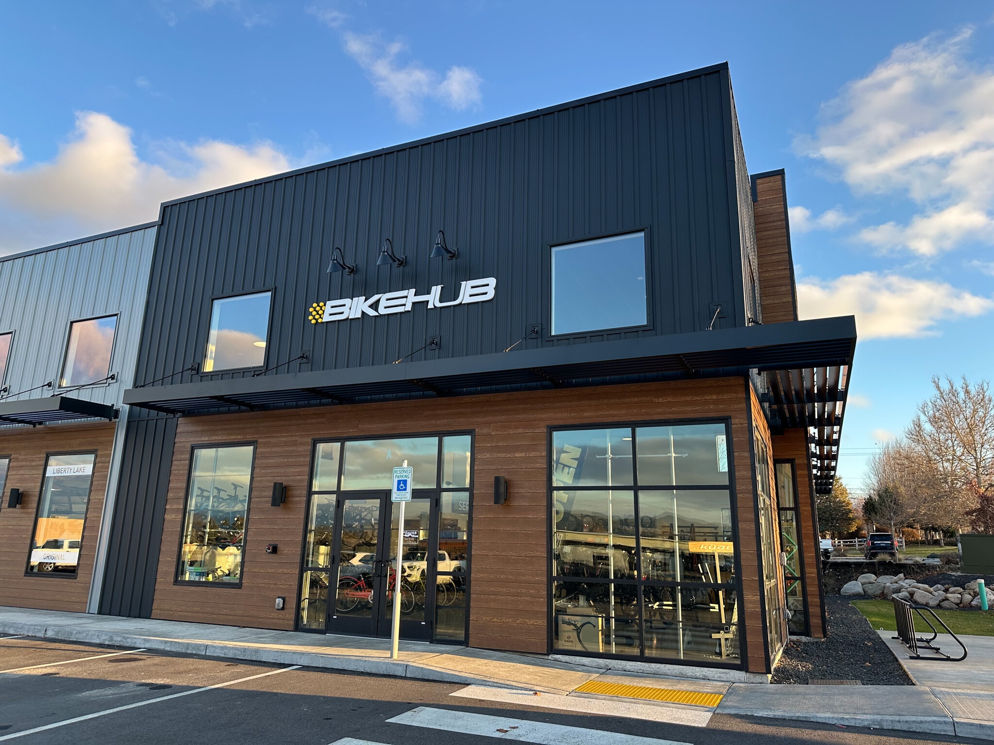 2210 N Madson Rd, Liberty Lake, WA for lease Primary Photo- Image 1 of 2