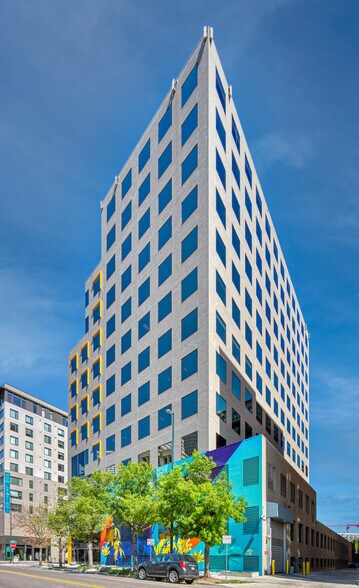 1900 Grant St, Denver, CO à louer - Photo du bâtiment - Image 2 de 16